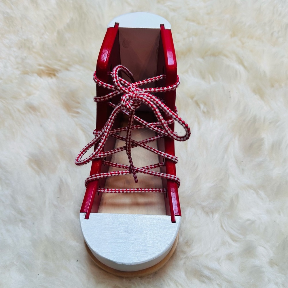 Melissa & Doug Lace And Tie Shoe - Picture 6 of 11
